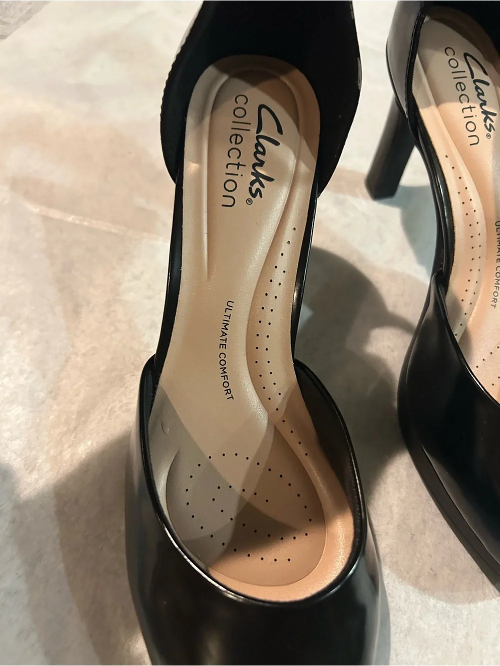 CLARKS AMBYR2 COVE SHOES - Picture 7 of 8